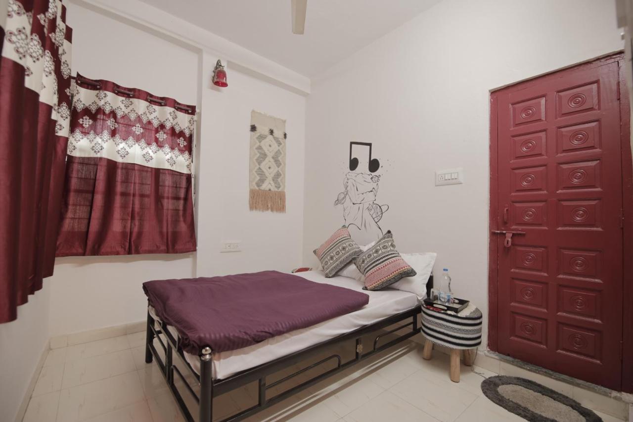 Zodiac Hostel Udaipur Esterno foto