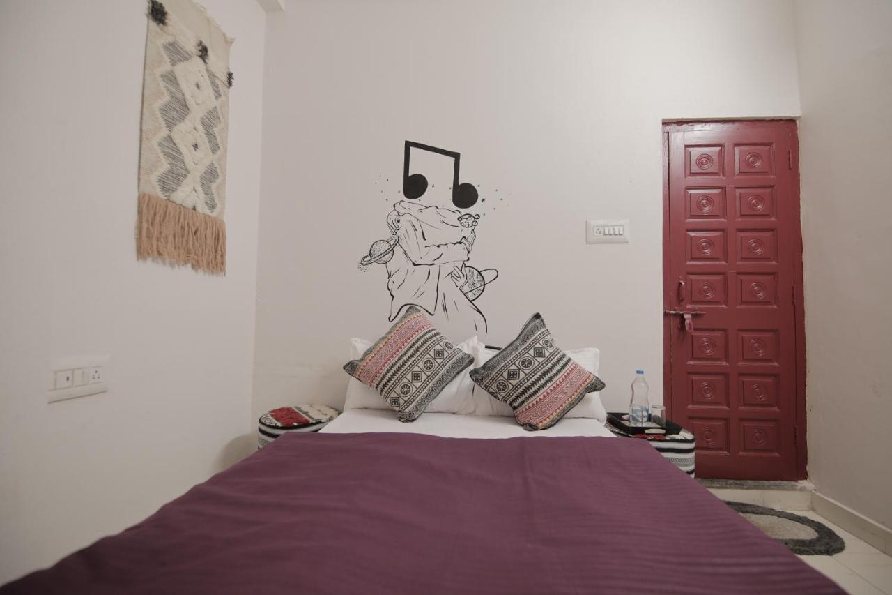 Zodiac Hostel Udaipur Esterno foto